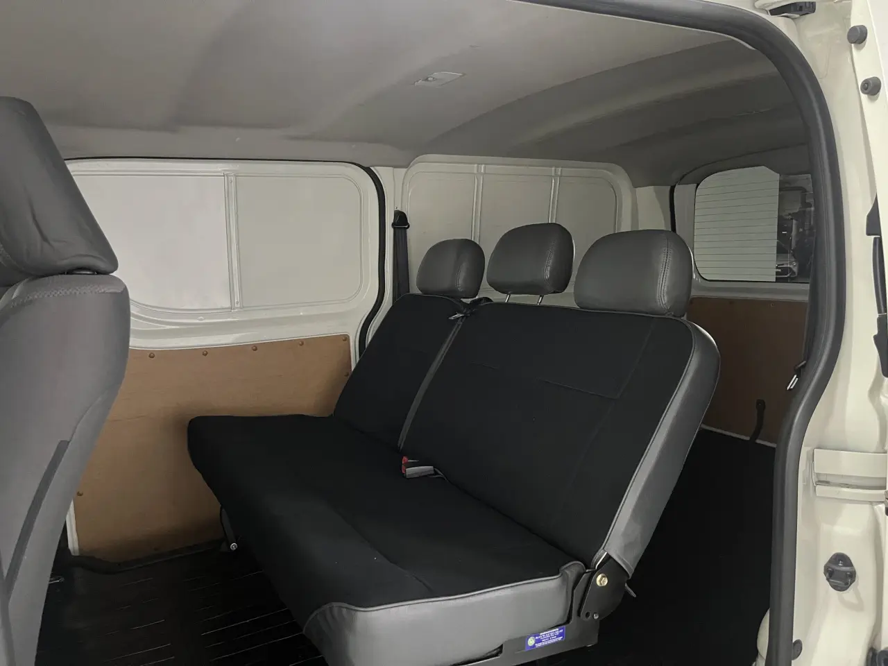 2019 Toyota Hiace Gallery Image 13