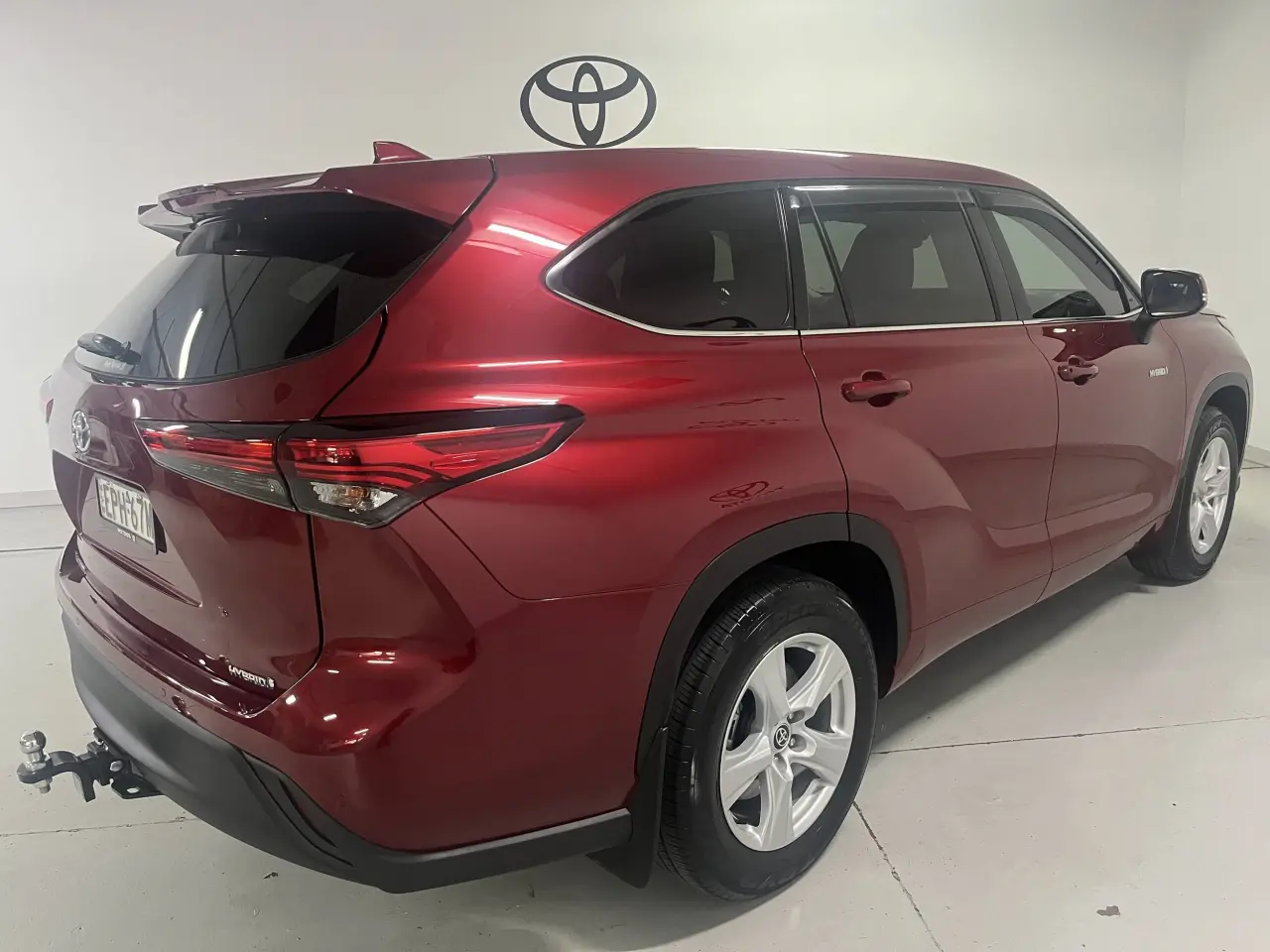 2021 Toyota Kluger Hybrid Gallery Image 5