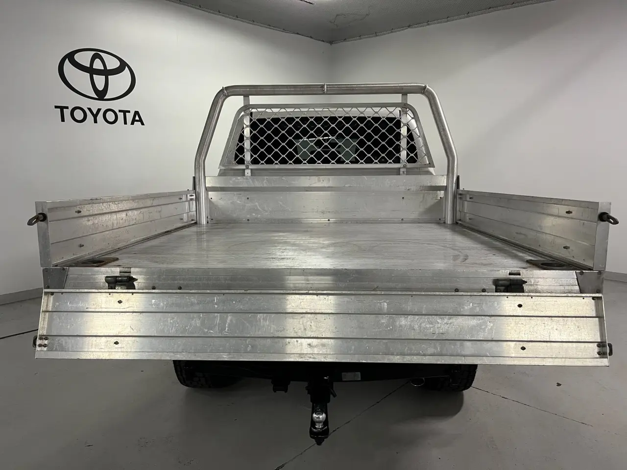 2020 Toyota Hilux Gallery Image 18