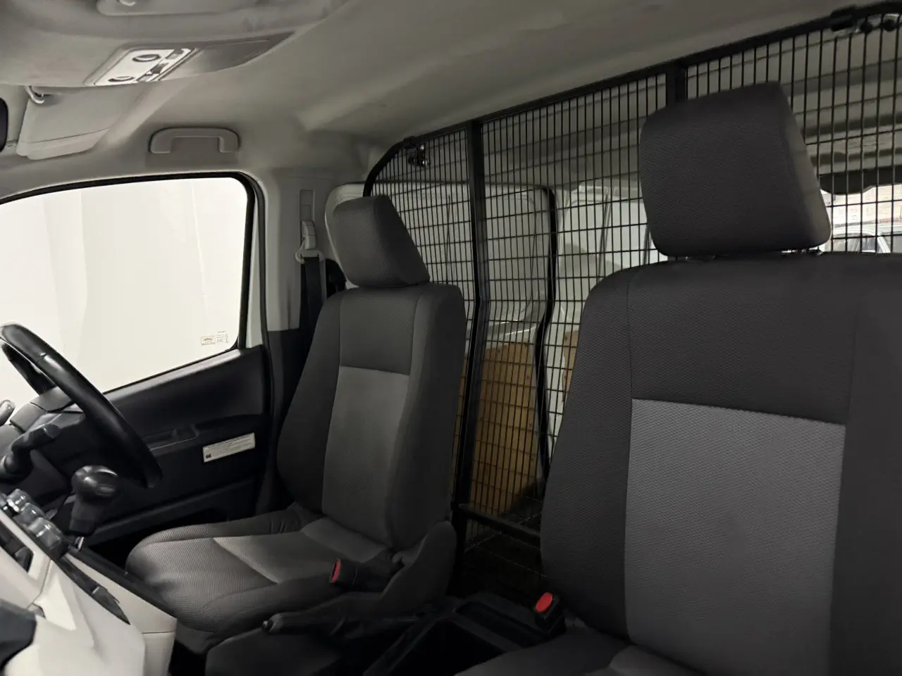 2020 Toyota Hiace Gallery Image 16