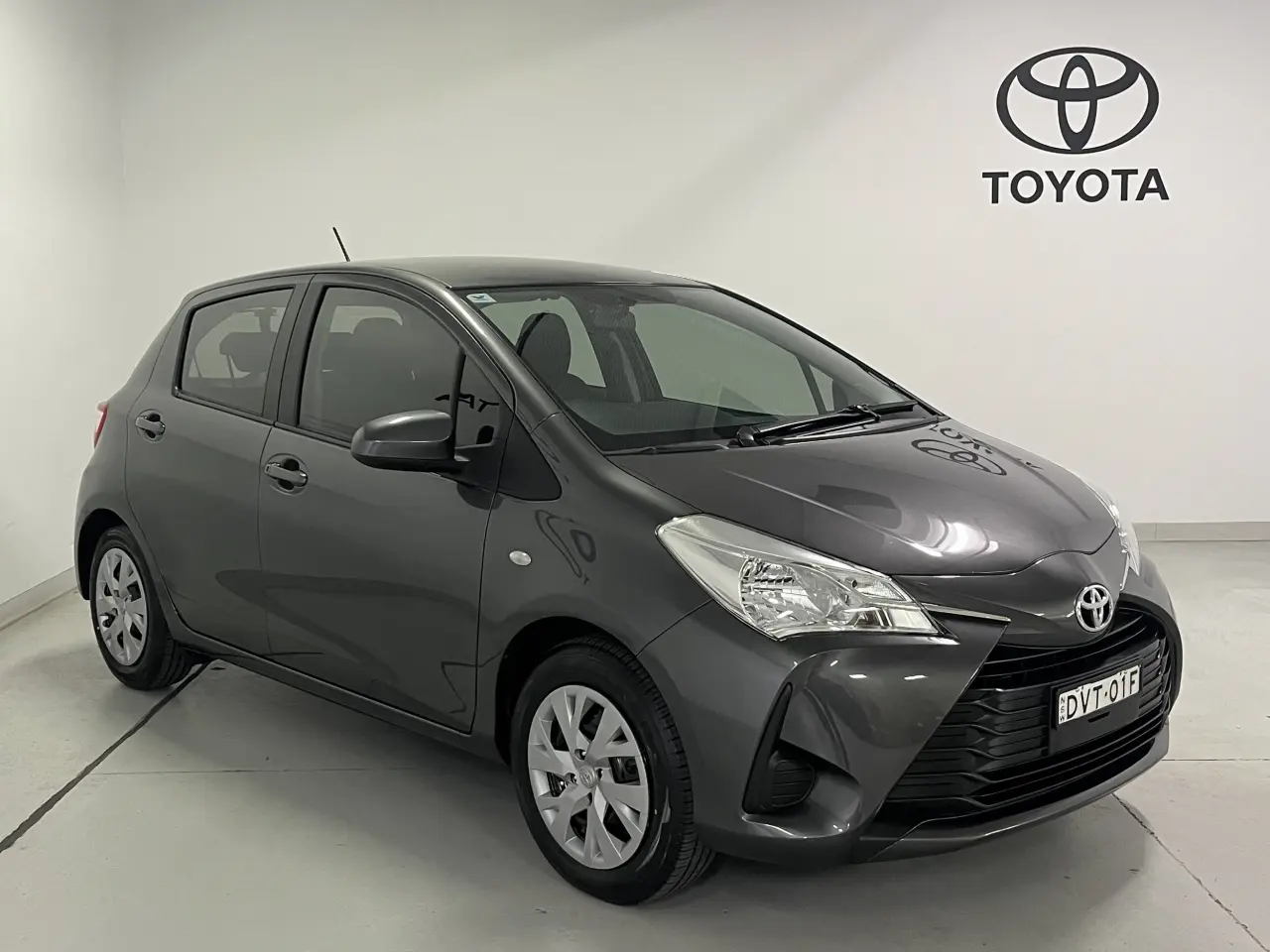 2018 Toyota Yaris Gallery Image 2