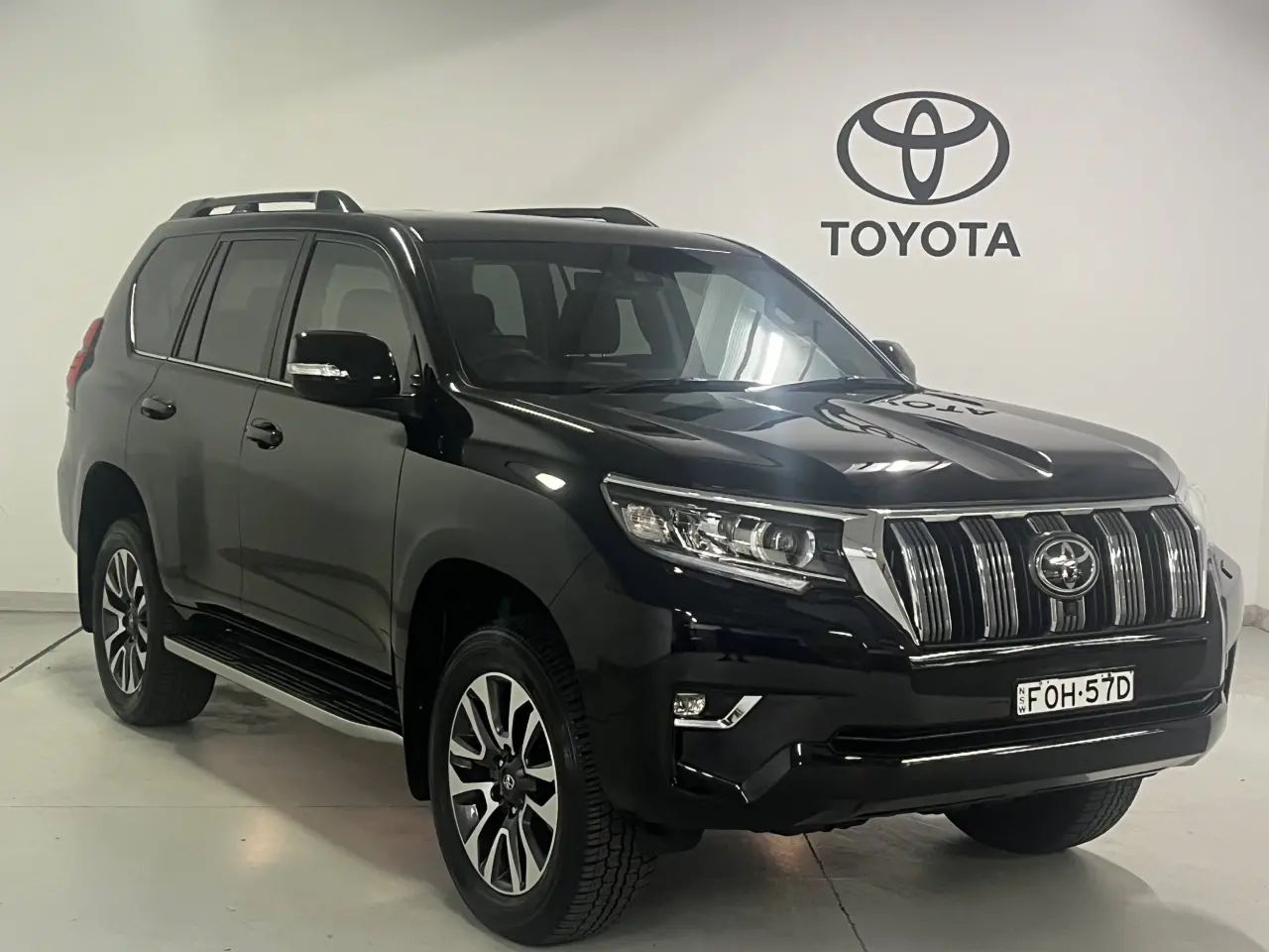 2023 Toyota Prado Gallery Image 2