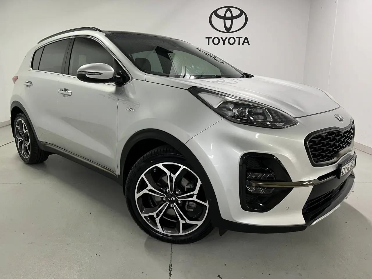 2018 KIA SPORTAGE Gallery Image 1