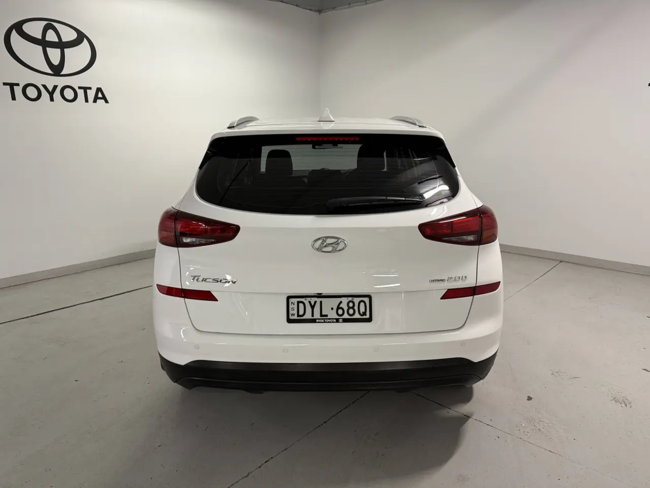 2018 HYUNDAI TUCSON Gallery Image 6