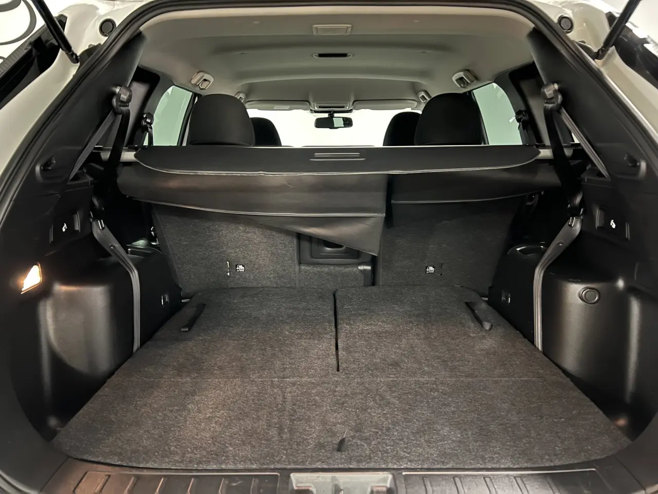 2022 MITSUBISHI OUTLANDER Gallery Image 13
