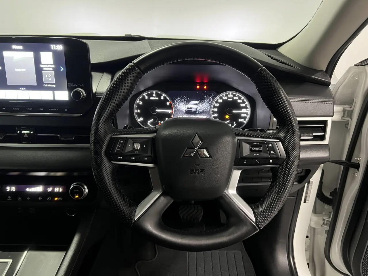 2022 MITSUBISHI OUTLANDER Gallery Image 18