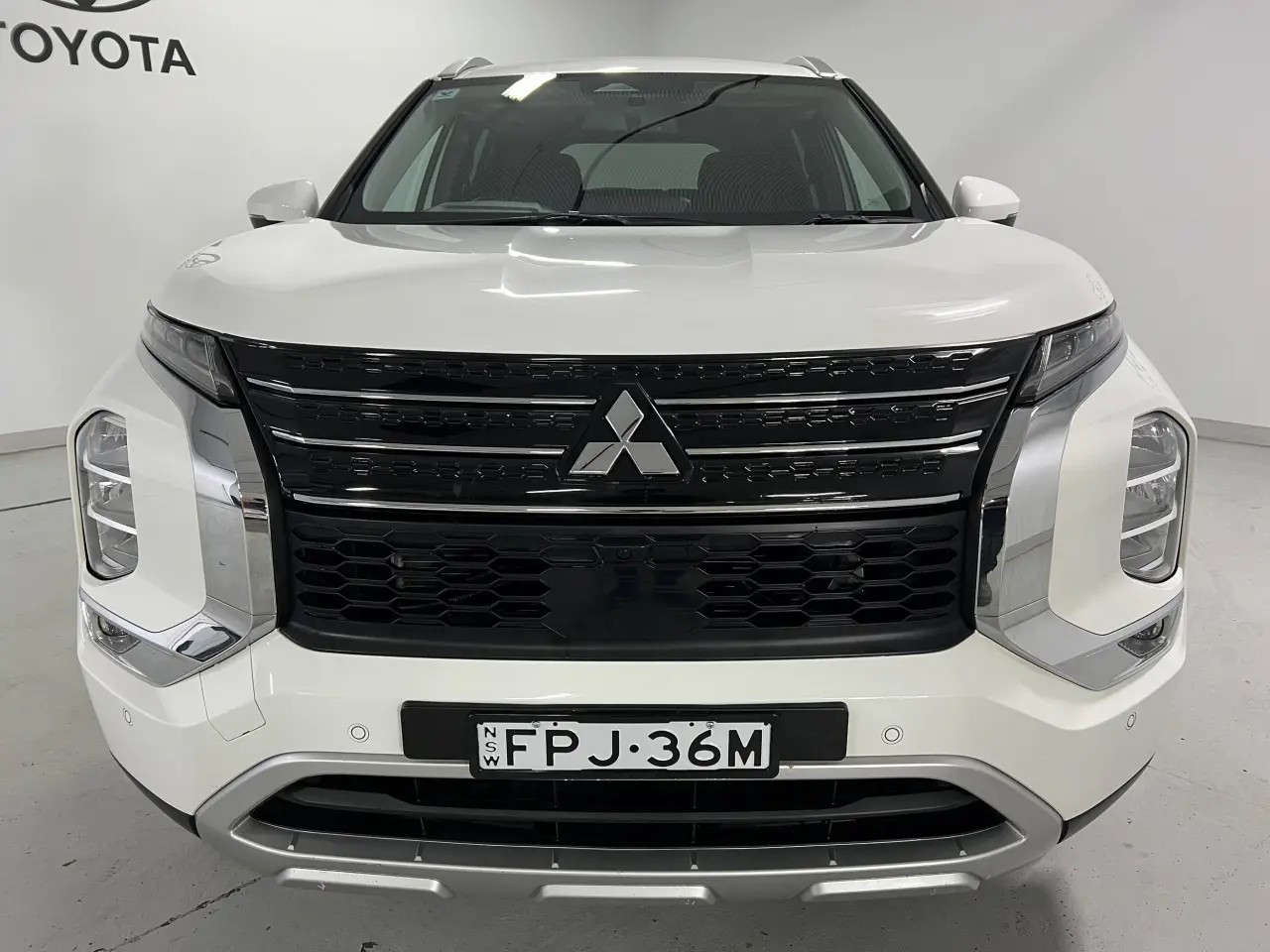 2022 MITSUBISHI OUTLANDER Gallery Image 3