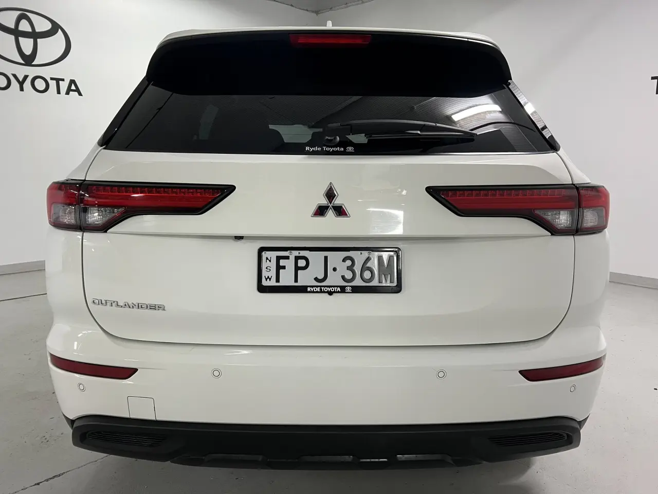 2022 MITSUBISHI OUTLANDER Gallery Image 7