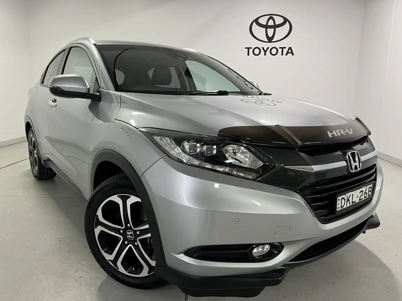 2016 HONDA HR-V Gallery Image 1
