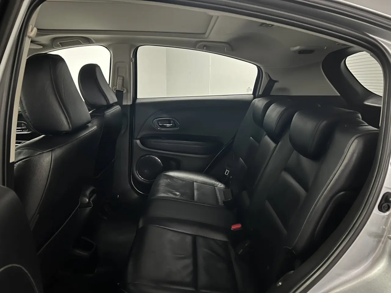 2016 HONDA HR-V Gallery Image 14