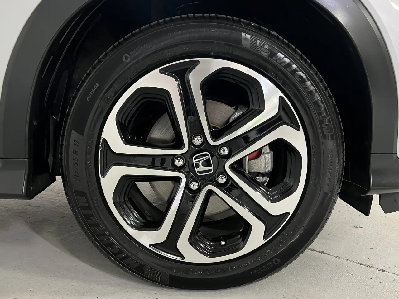 2016 HONDA HR-V Gallery Image 5