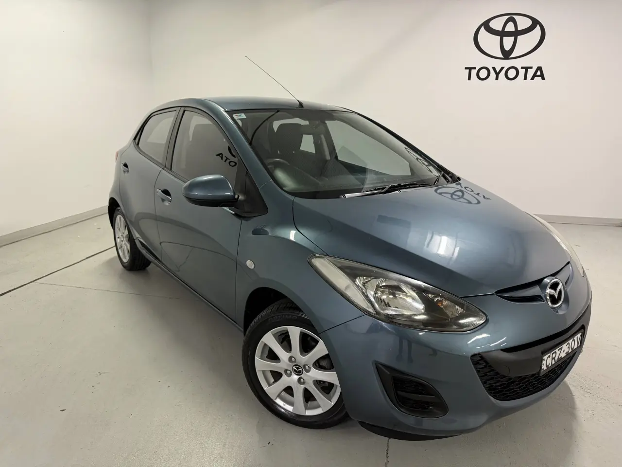 2014 MAZDA MAZDA2 Gallery Image 1