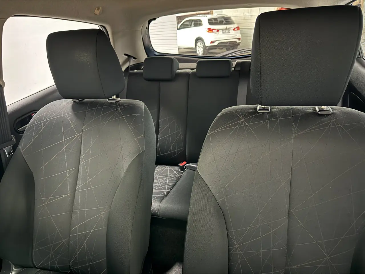 2014 MAZDA MAZDA2 Gallery Image 19