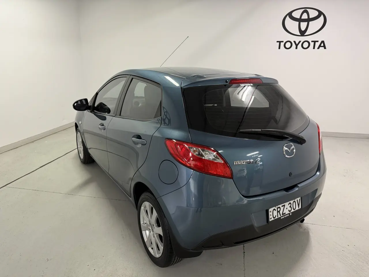 2014 MAZDA MAZDA2 Gallery Image 7