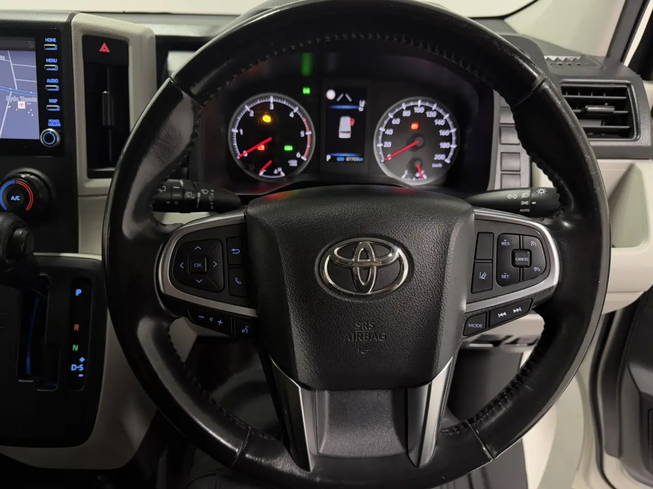 2020 TOYOTA HIACE Gallery Image 13