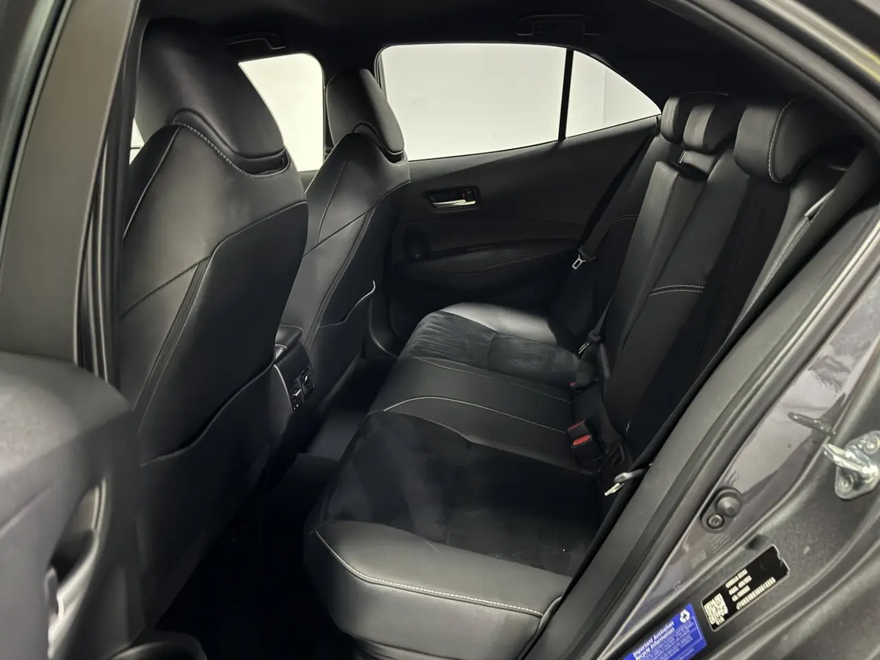 2023 TOYOTA COROLLA Gallery Image 12