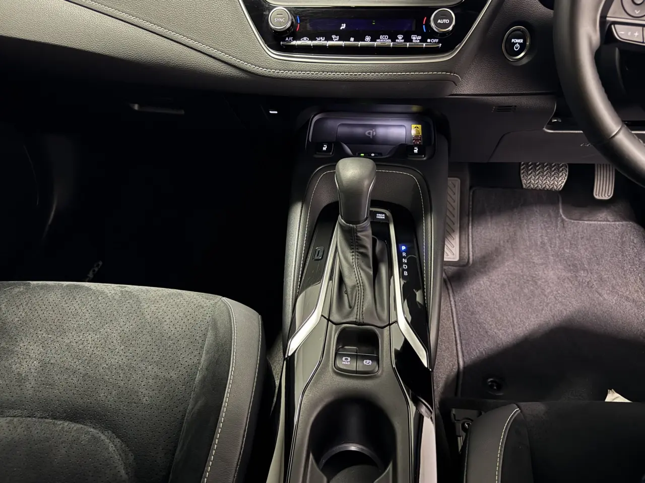 2023 TOYOTA COROLLA Gallery Image 18