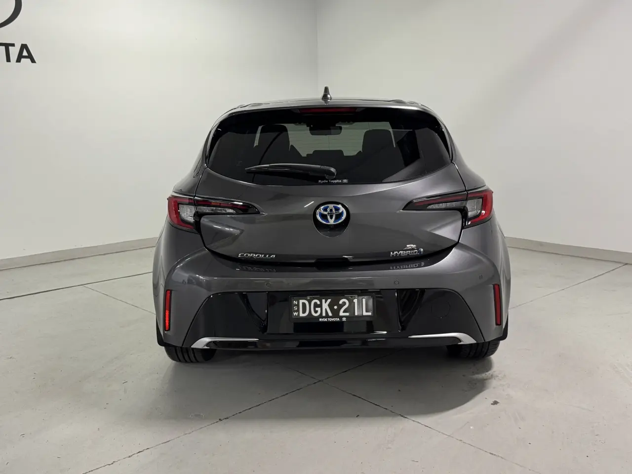 2023 TOYOTA COROLLA Gallery Image 7