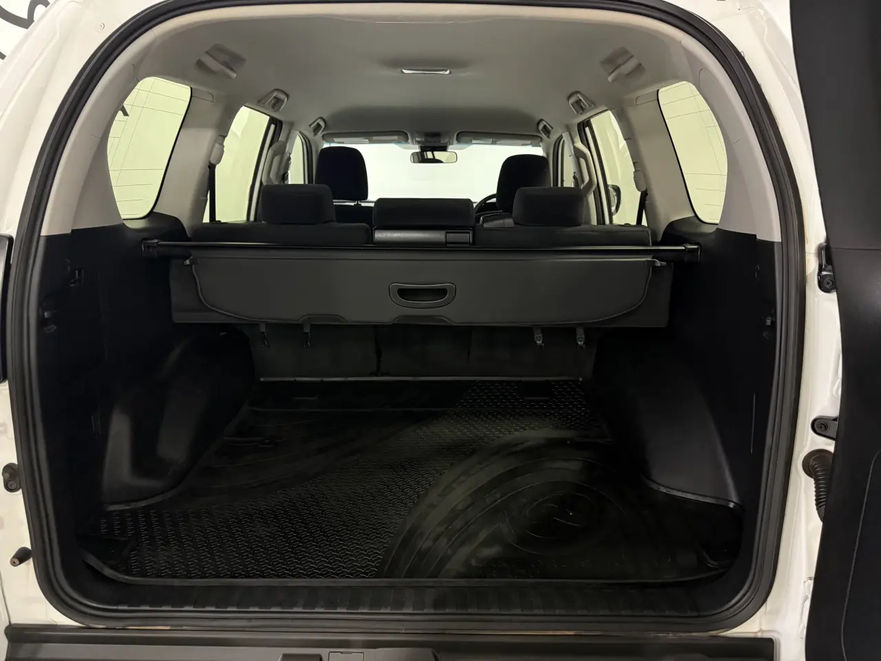 2019 TOYOTA PRADO Gallery Image 12