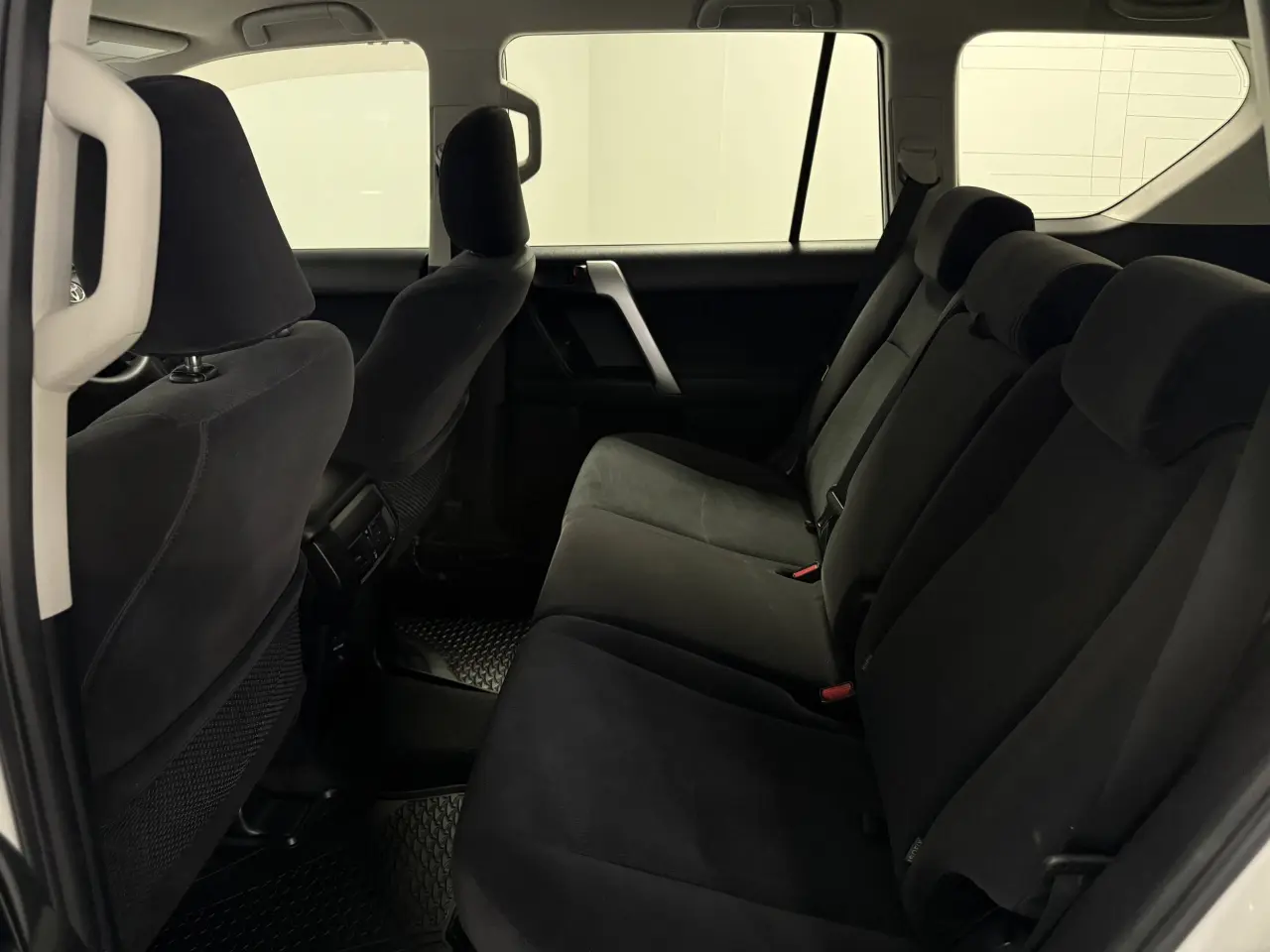 2019 TOYOTA PRADO Gallery Image 14