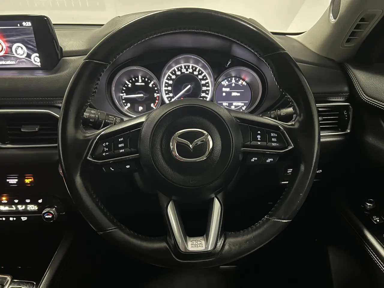 2018 MAZDA CX-5 Gallery Image 17
