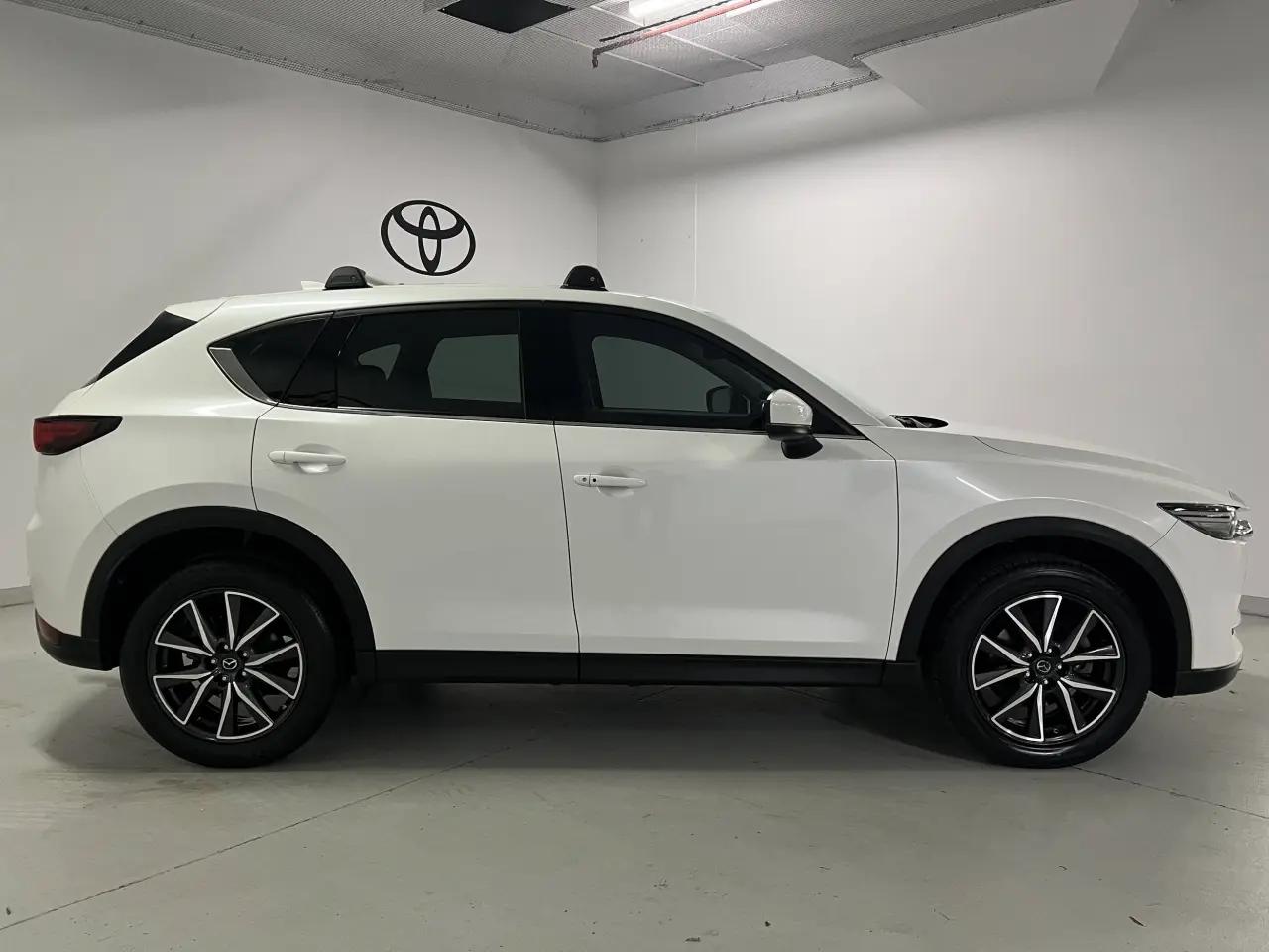 2018 MAZDA CX-5 Gallery Image 4