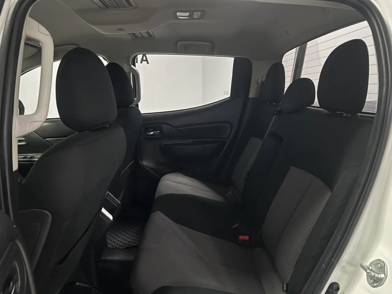 2021 MITSUBISHI TRITON Gallery Image 14