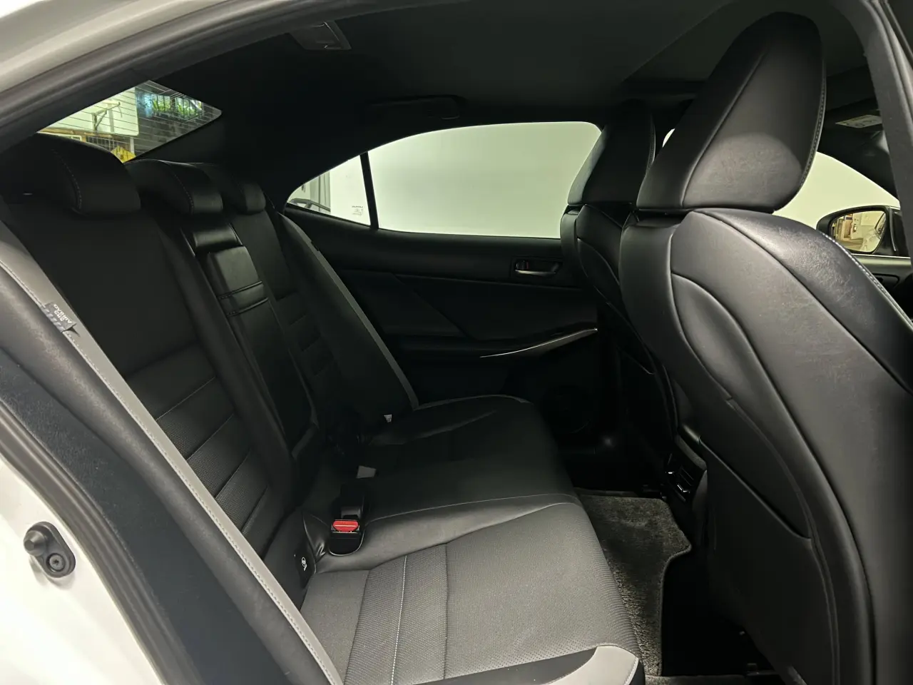 2020 LEXUS IS300 Gallery Image 12