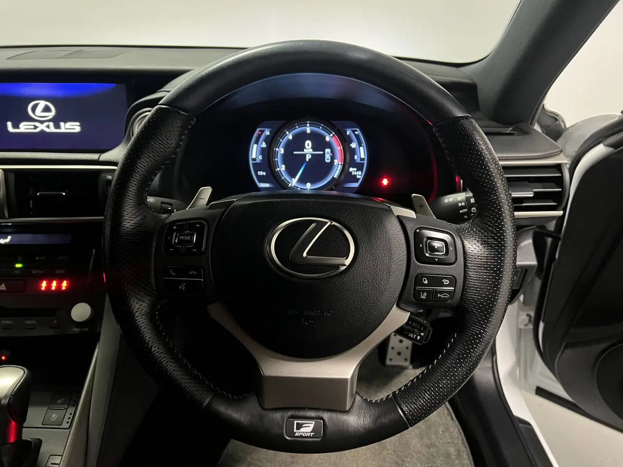 2020 LEXUS IS300 Gallery Image 17
