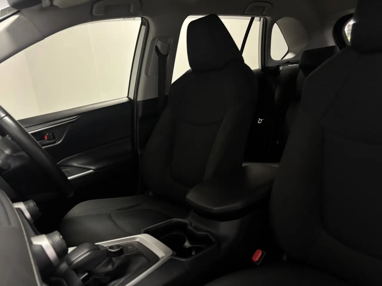 2021 TOYOTA RAV4 HYBRID Gallery Image 13