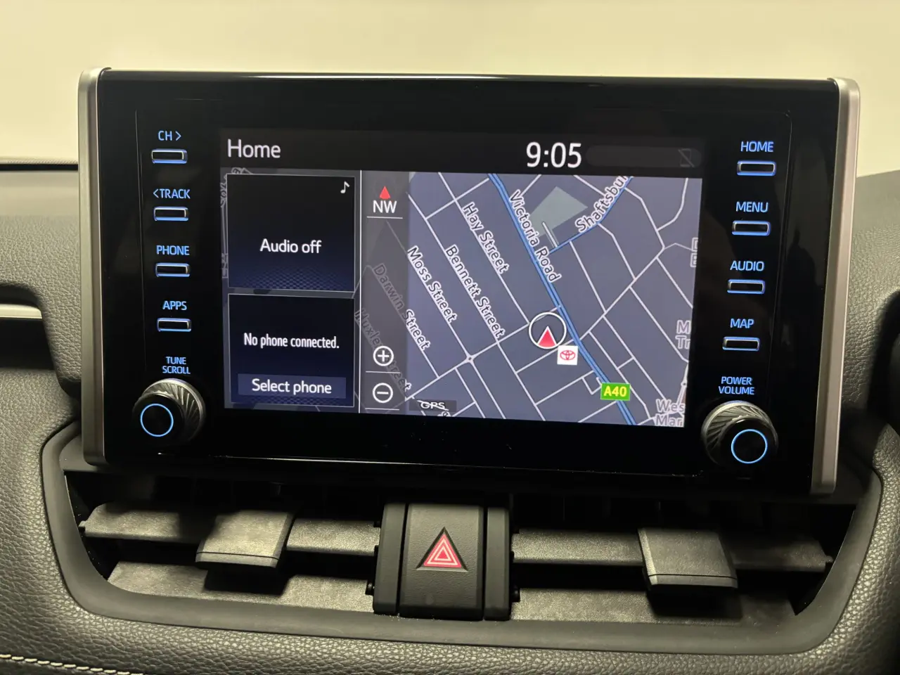 2021 TOYOTA RAV4 HYBRID Gallery Image 15