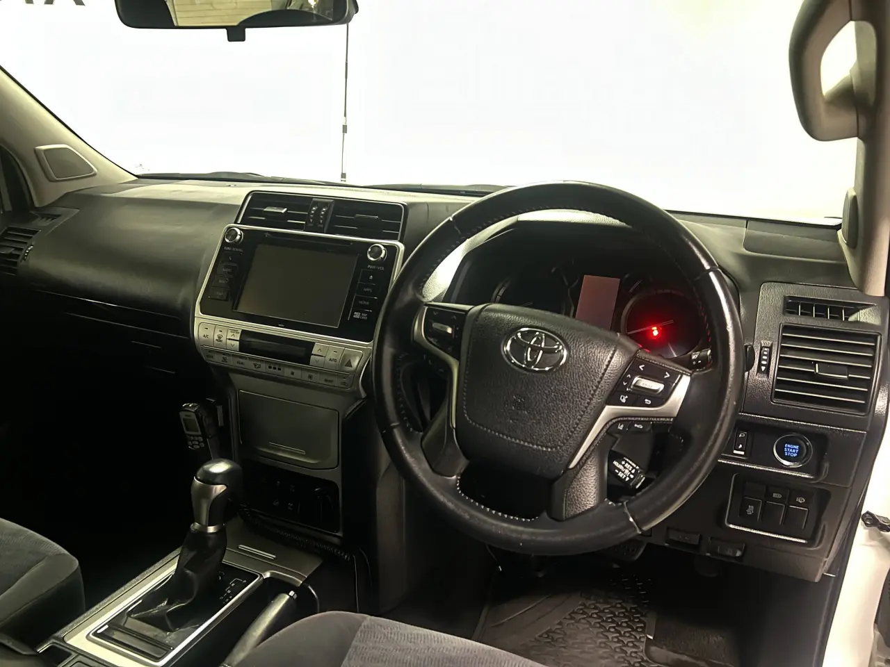 2019 TOYOTA PRADO Gallery Image 10