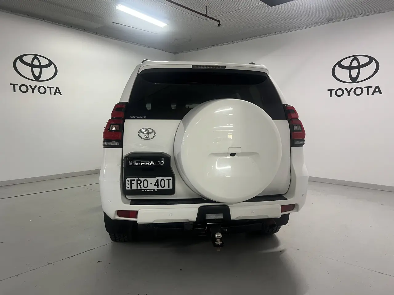 2019 TOYOTA PRADO Gallery Image 6