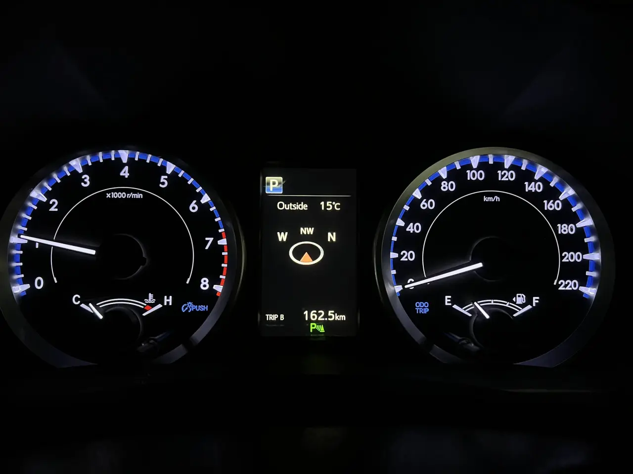 2019 TOYOTA KLUGER Gallery Image 19