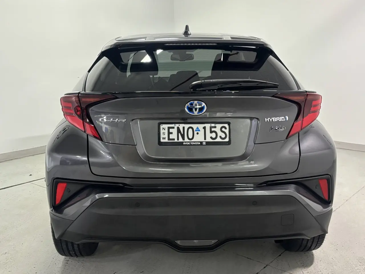 2021 TOYOTA C-HR HYBRID Gallery Image 7