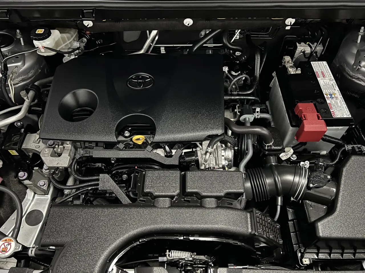 2020 TOYOTA RAV4 Gallery Image 22