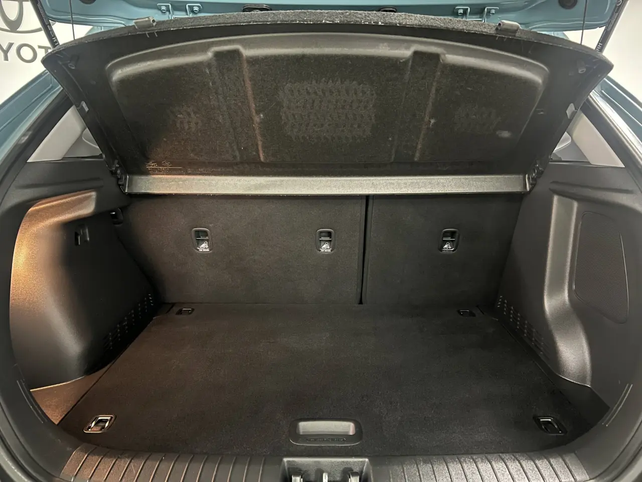 2018 HYUNDAI KONA Gallery Image 13