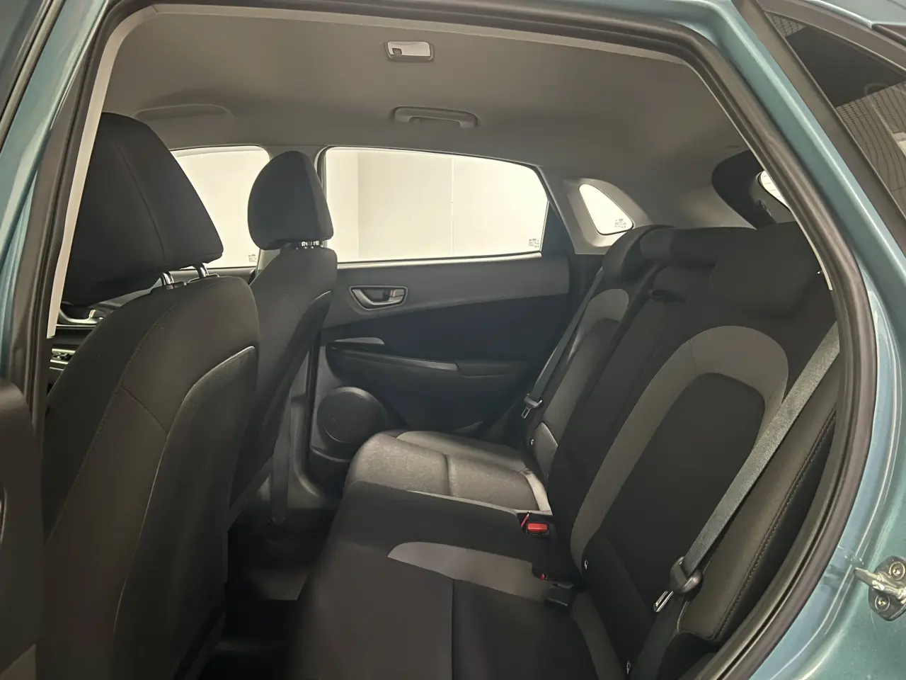 2018 HYUNDAI KONA Gallery Image 14