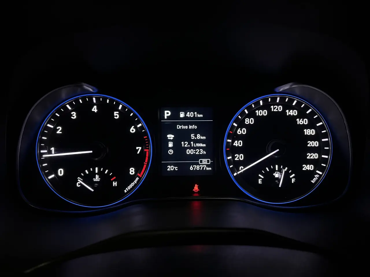 2018 HYUNDAI KONA Gallery Image 18