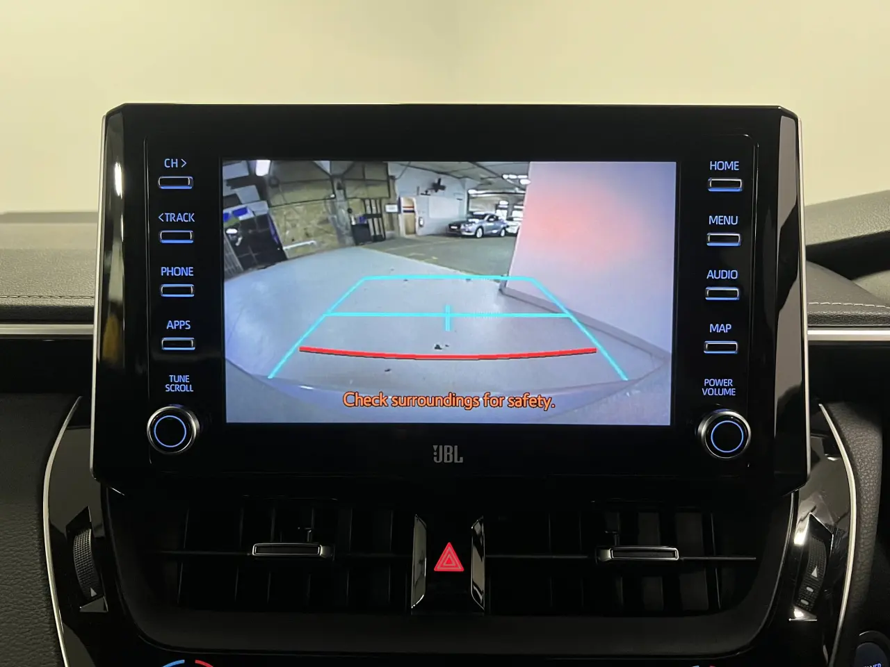 2020 TOYOTA COROLLA Gallery Image 19
