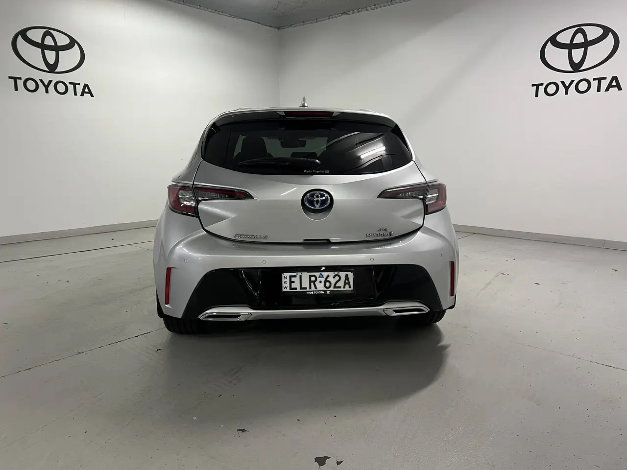2020 TOYOTA COROLLA Gallery Image 6
