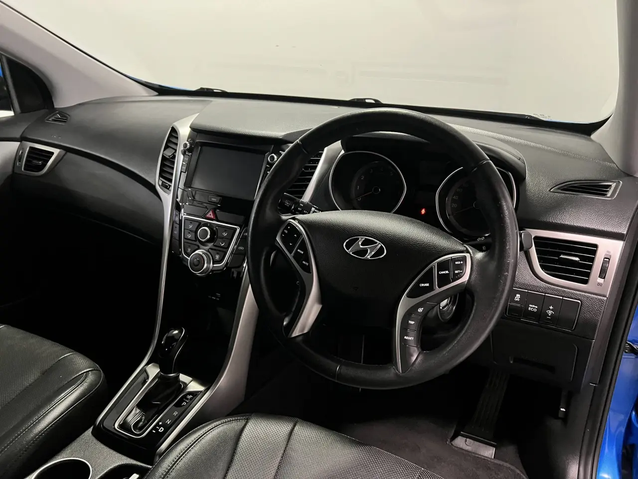 2016 HYUNDAI I30 Gallery Image 10