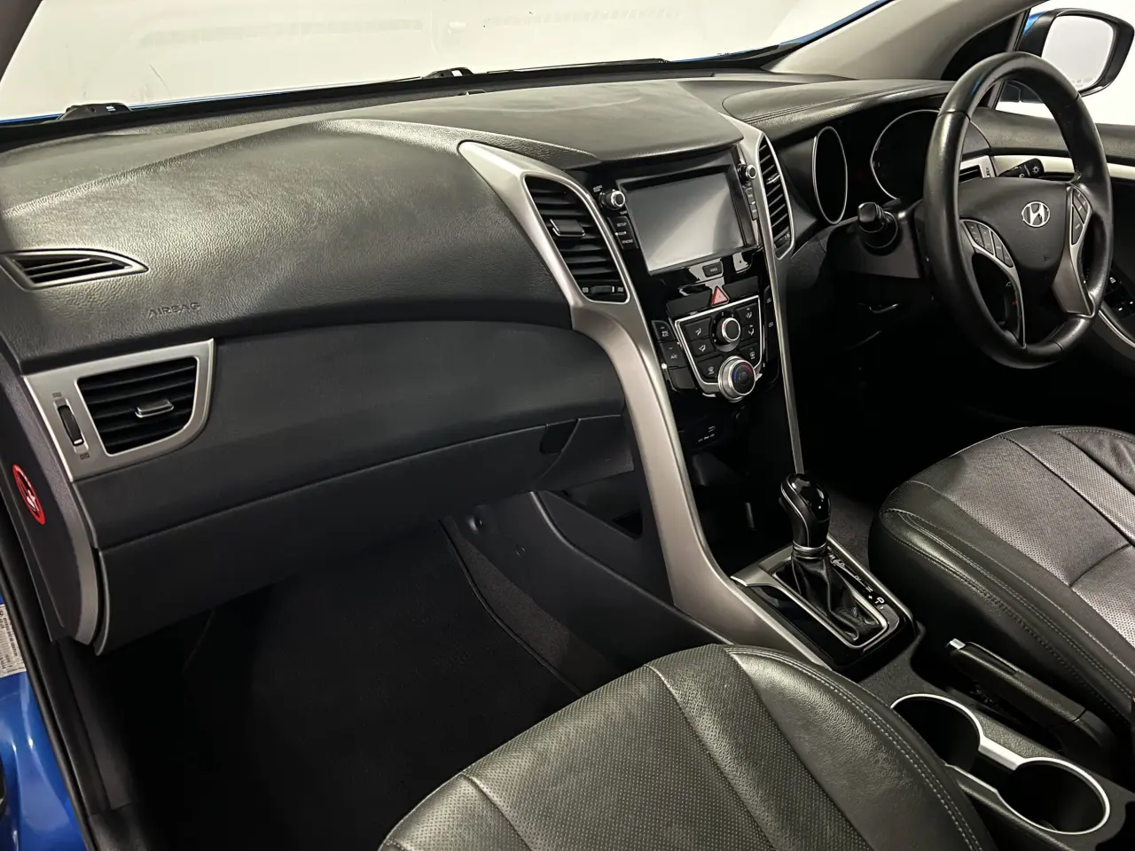 2016 HYUNDAI I30 Gallery Image 14