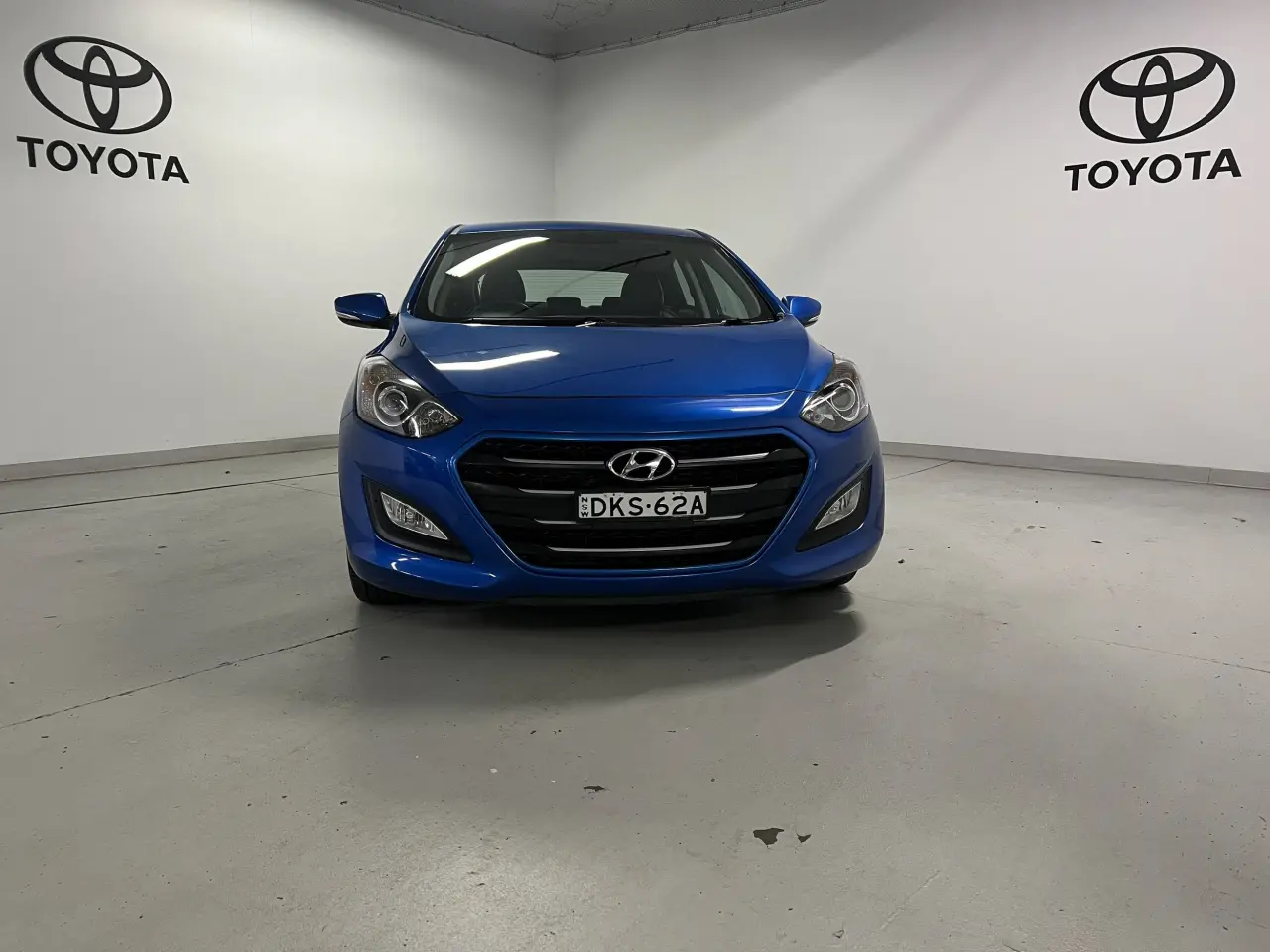 2016 HYUNDAI I30 Gallery Image 2