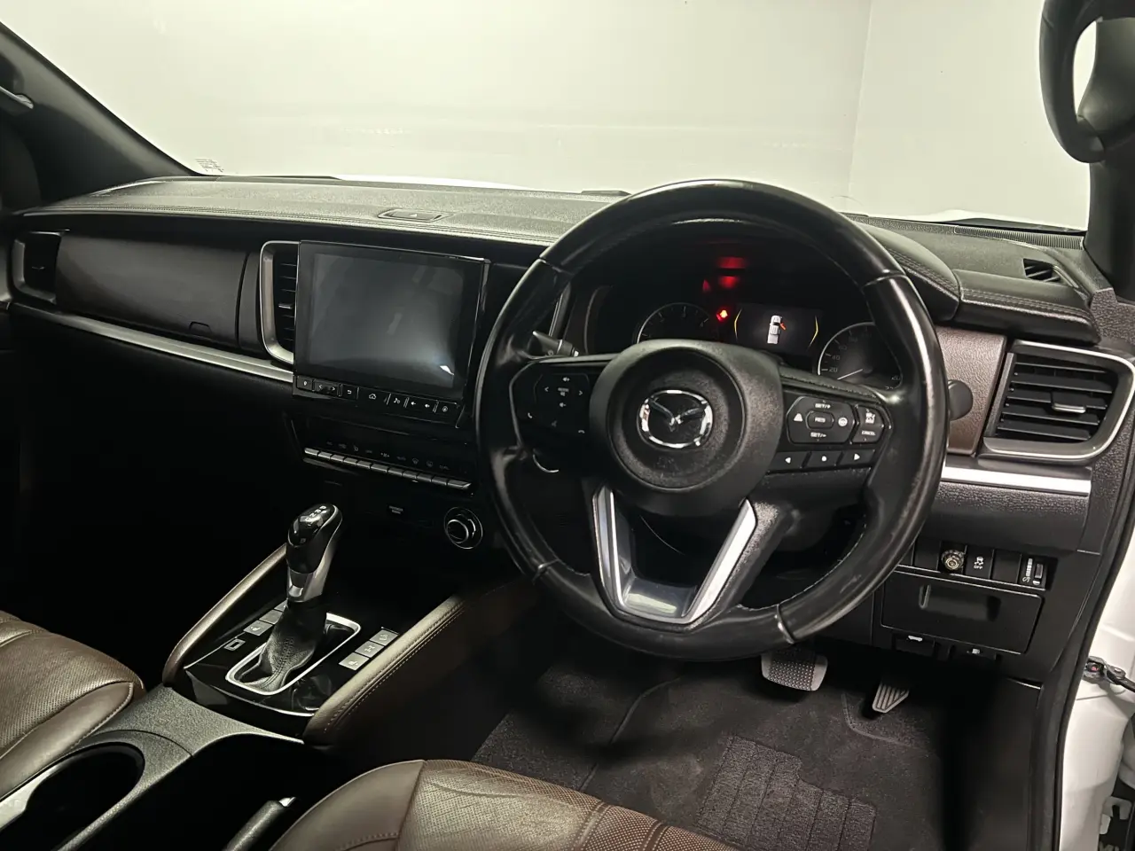 2020 MAZDA BT-50 Gallery Image 10