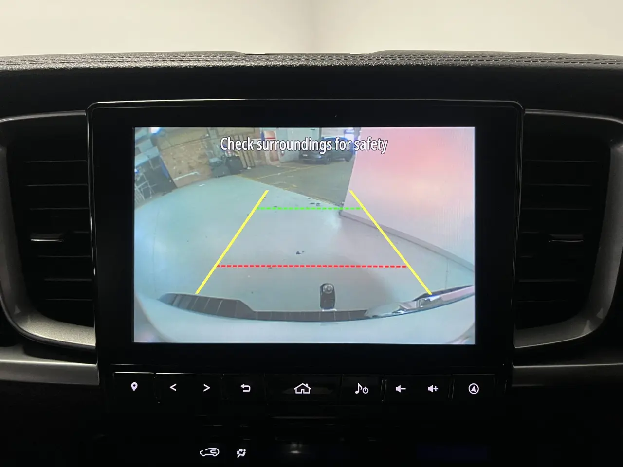 2020 MAZDA BT-50 Gallery Image 18