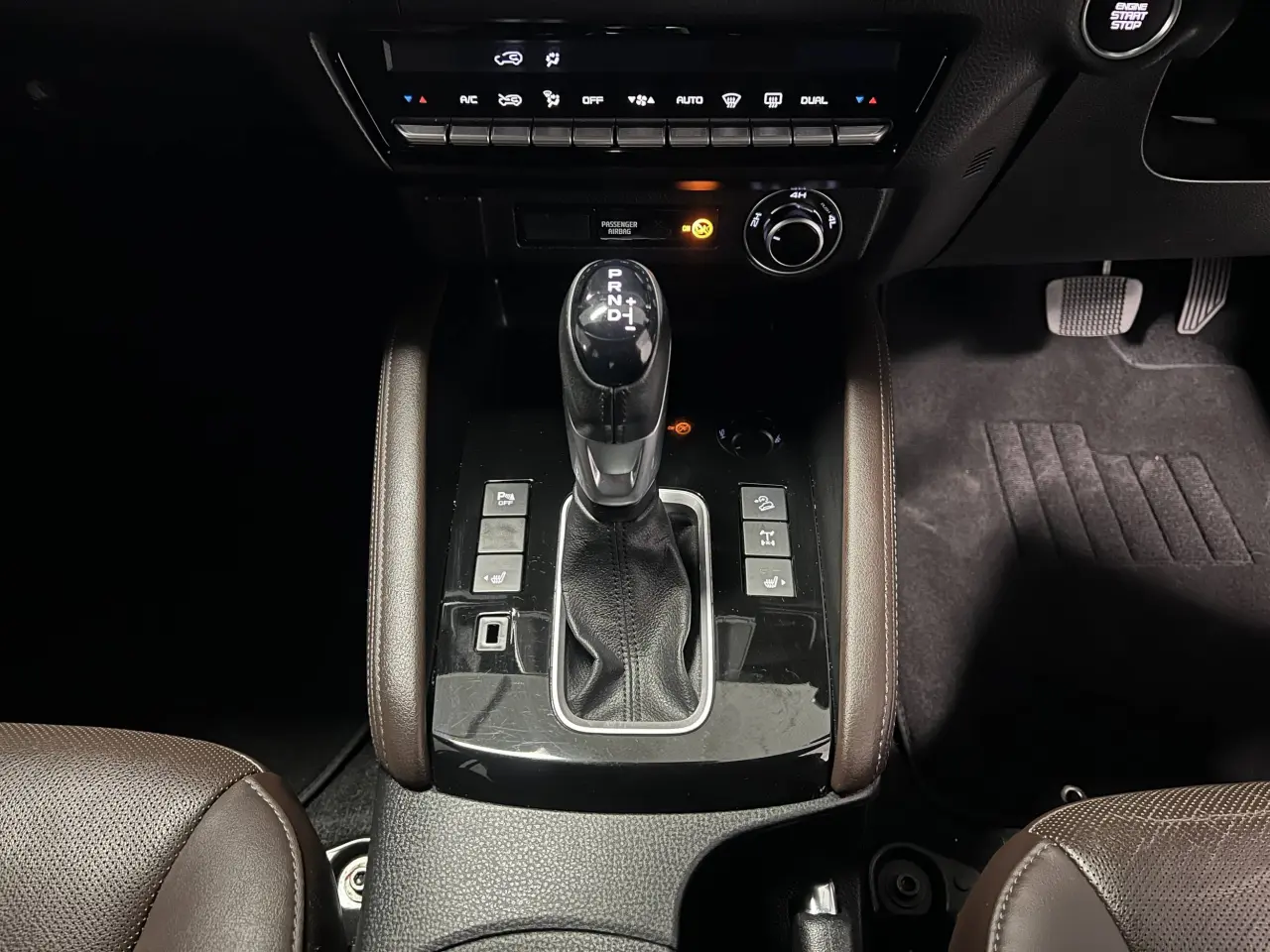 2020 MAZDA BT-50 Gallery Image 19