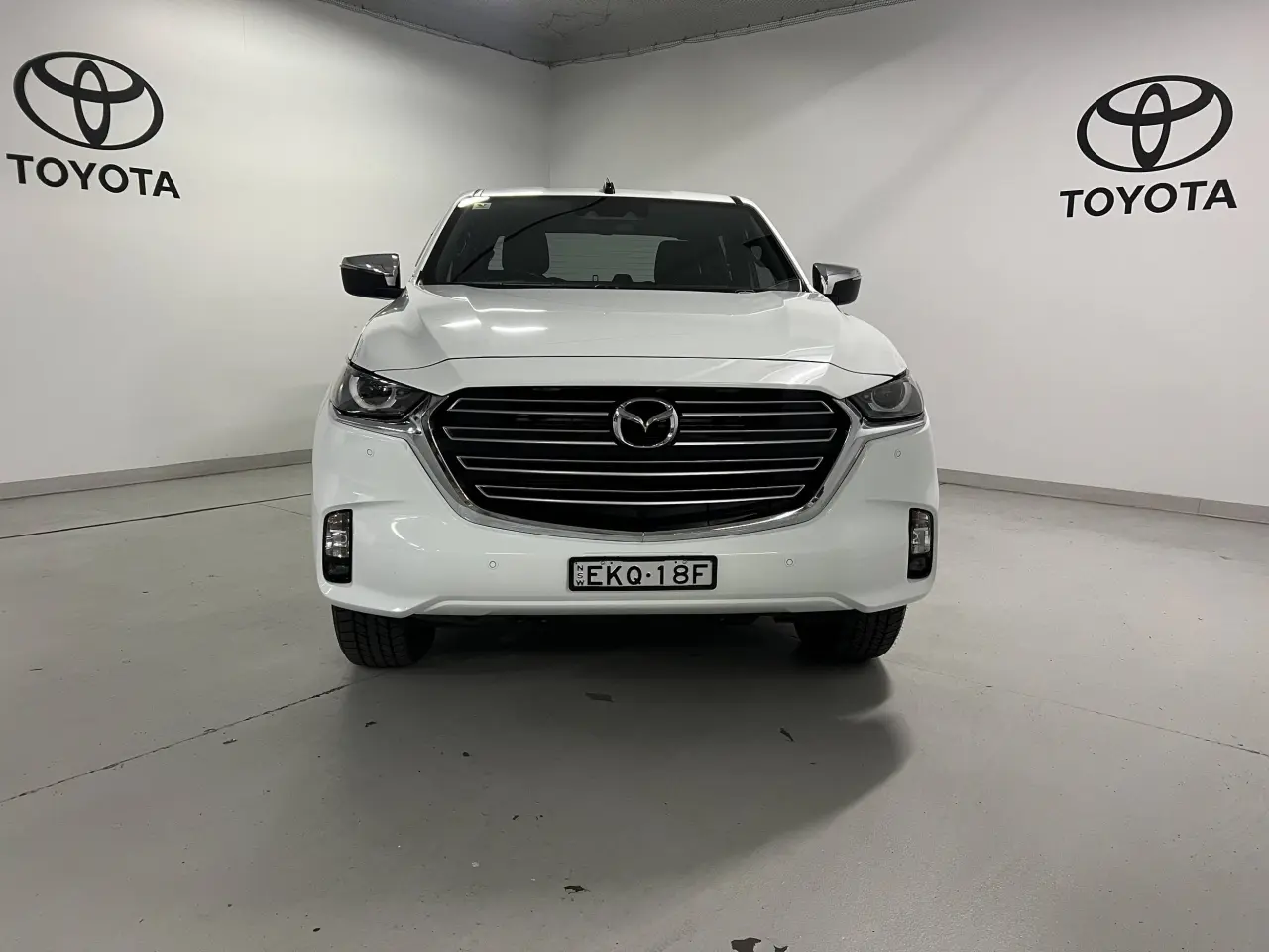 2020 MAZDA BT-50 Gallery Image 2