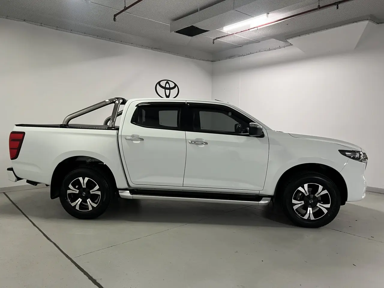 2020 MAZDA BT-50 Gallery Image 4
