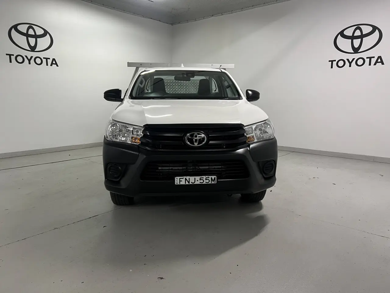 2024 TOYOTA HILUX Gallery Image 2